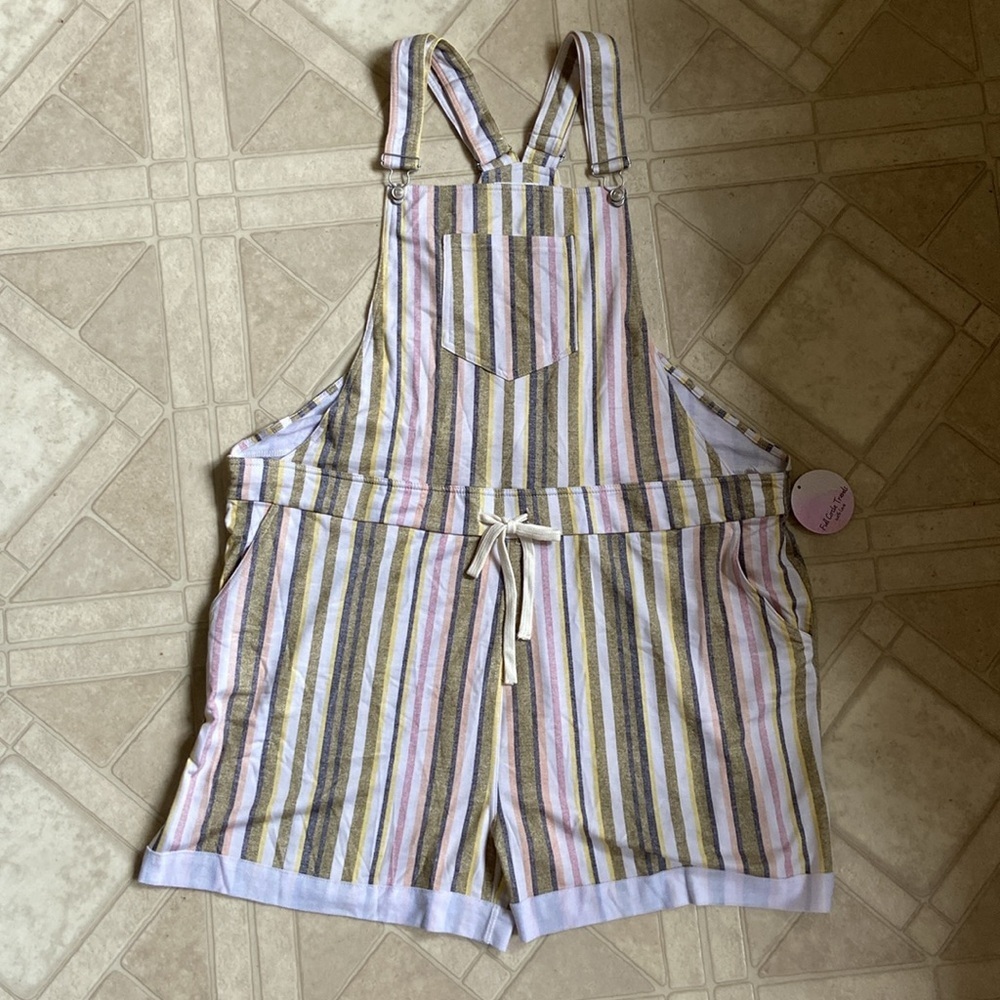 ‼️🆕‼️with tags Super soft size 3X shortalls overall shorts striped